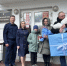 Сотрудники следственного управления СК России по Костромской области оказали помощь семье, прибывшей из Харьковской области, и поздравили с рождением ребенка - Следственное управление