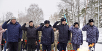 Представители  Росгвардии почтили память павших героев в День защитника Отечества в Костроме - Росгвардия