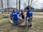 По всей Костромской области партийцы традиционно вышли на весенние субботники