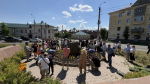 В Костроме представители разных национальностей в знак дружбы высадили почти 2 тысячи цветов
