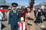 Сотрудники Главного управления МЧС России поздравляют всех пап с праздником!